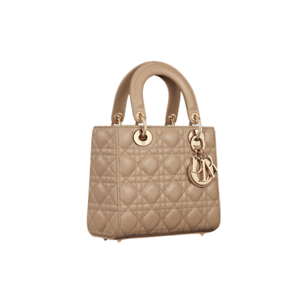 Biscuit lamsleer met Cannage-motief 20 cm - Image 3