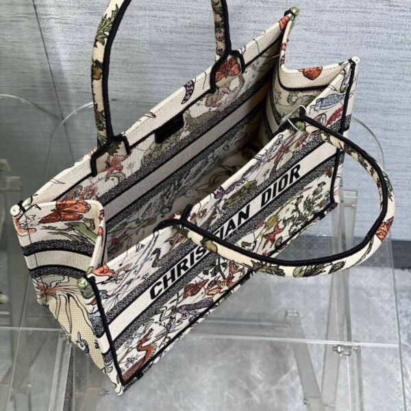 Book Tote Beige 36 cm - Image 2